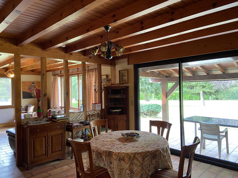 Maison - 187 m² - 7 pièces