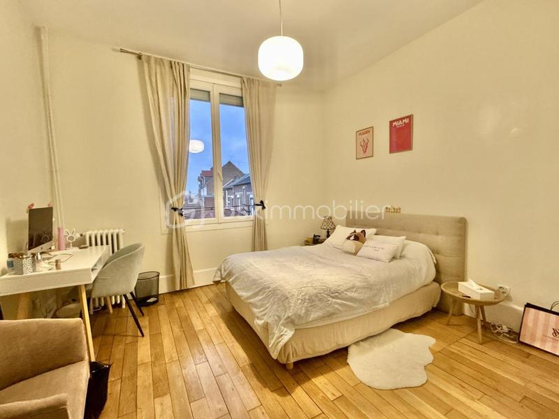 Demeure - 200 m² - 6 pièces