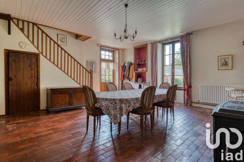 Maison - 310 m² - 12 pièces