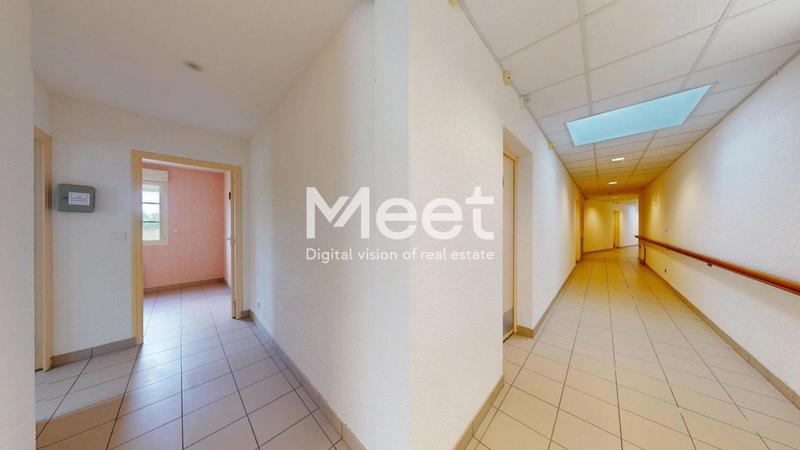 Maison - 790 m² - 20 pièces