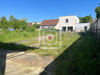 Maison - 209 m² - 3 pièces