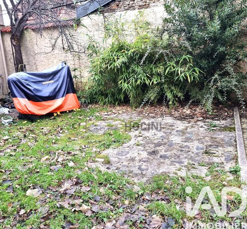 Studio - 30 m² - 1 pièce