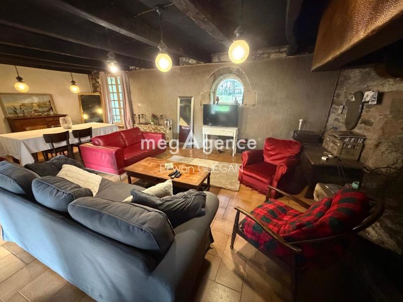 Maison - 265 m² - 11 pièces