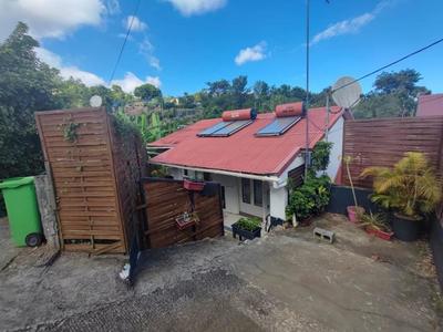 Immeuble - 110 m² - 5 pièces