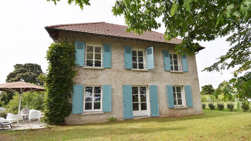 Maison - 219 m² - 6 pièces