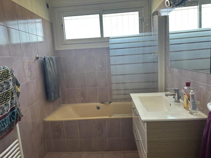 Maison - 185 m² - 6 pièces