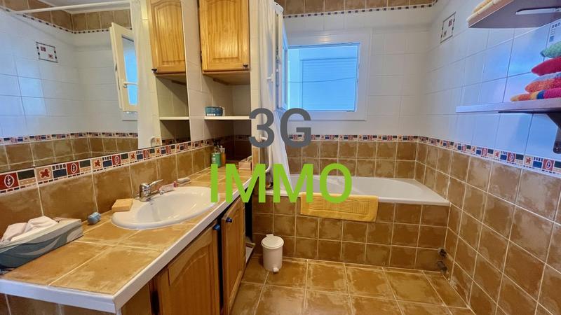 Appartement - 82 m² - 3 pièces