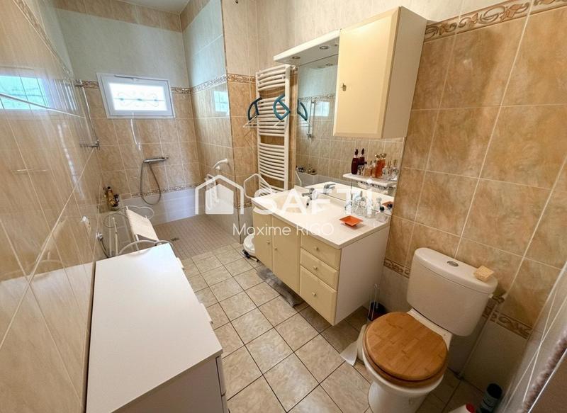 Maison - 98 m² - 4 pièces