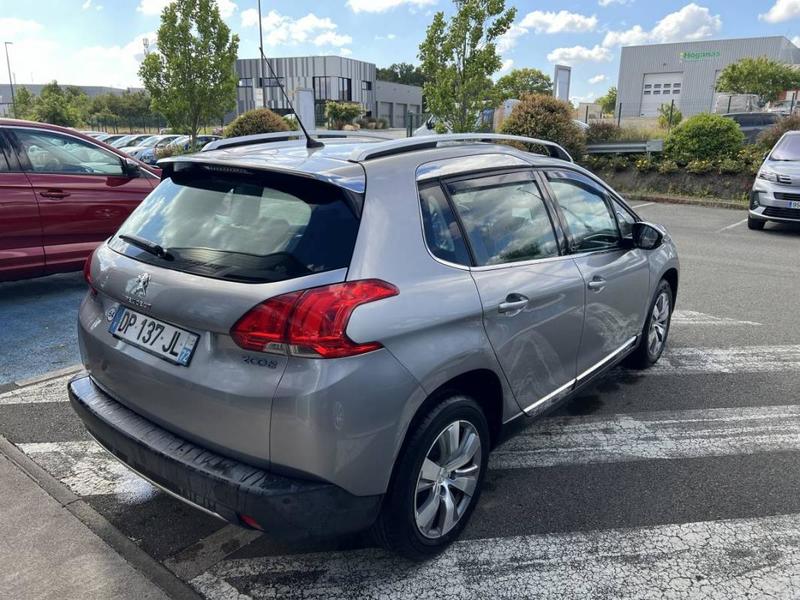 Peugeot 2008 1.2 Puretech 82 Allure