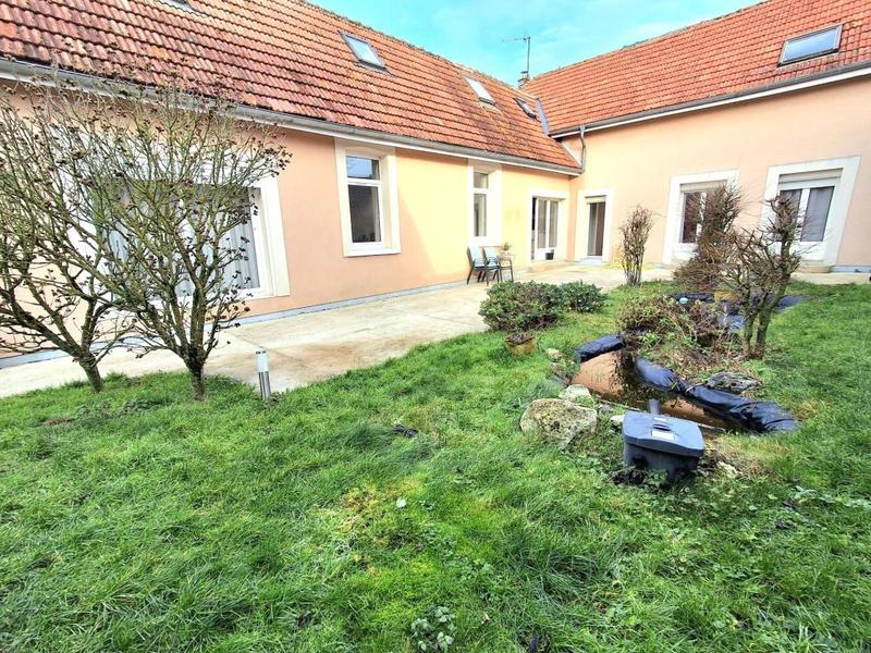 Maison - 185 m² - 7 pièces