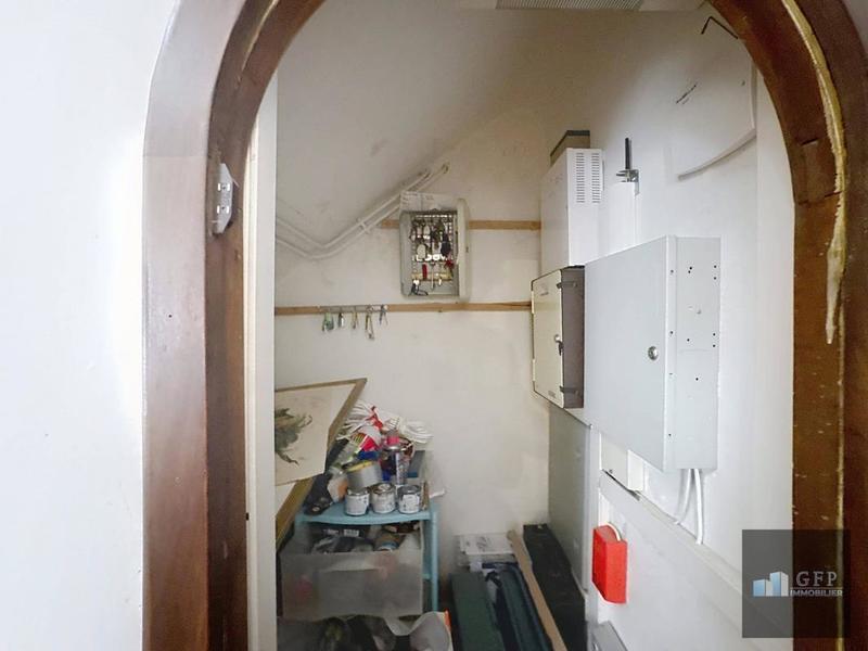 Villa - 401 m² - 8 pièces