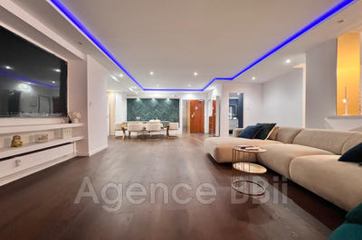 Appartement - 157 m² - 5 pièces