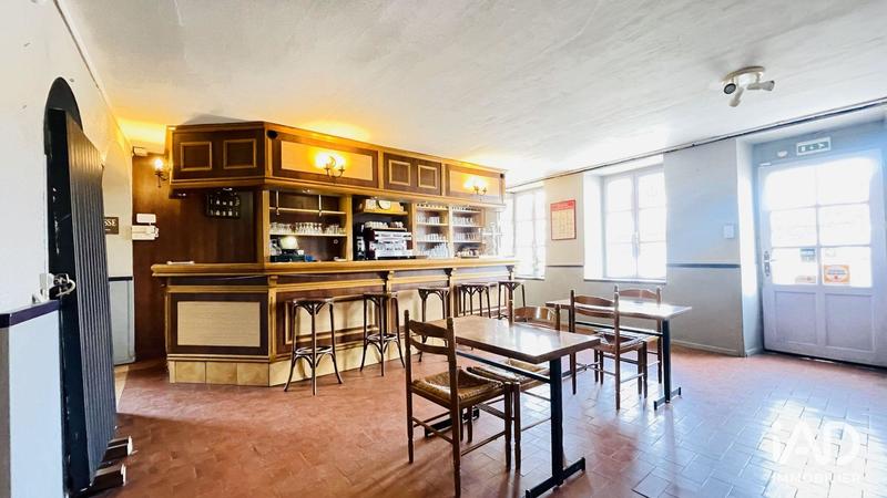 Local commercial - 146 m²