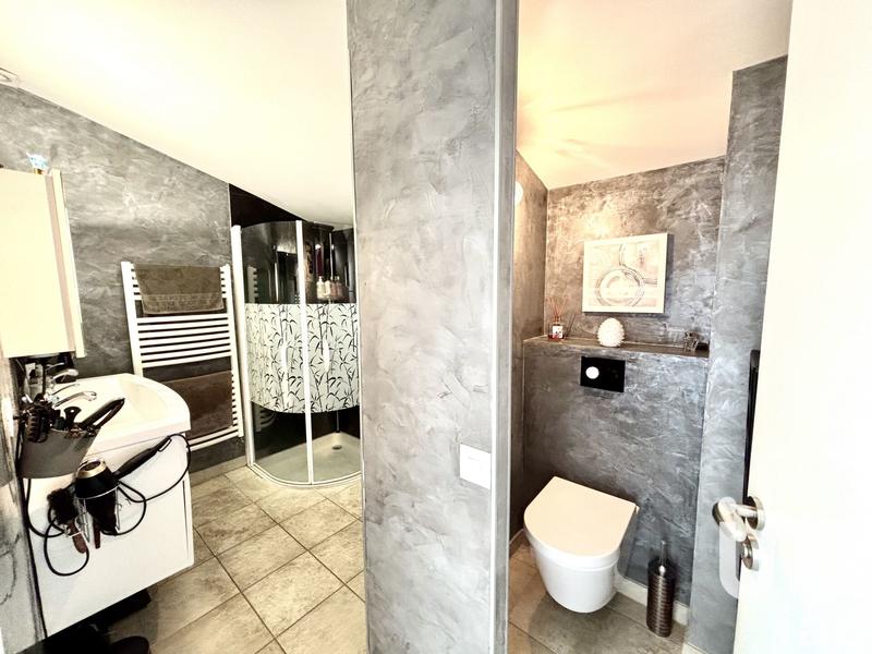 Maison - 150 m² - 8 pièces