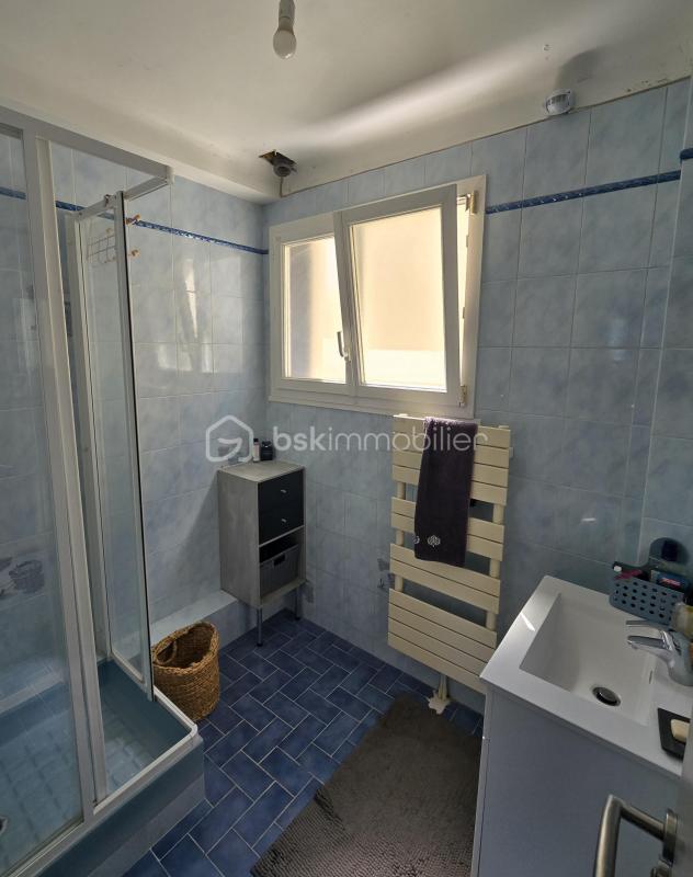 Maison - 185 m² - 7 pièces