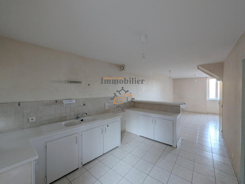 Appartement - 90 m² - 4 pièces