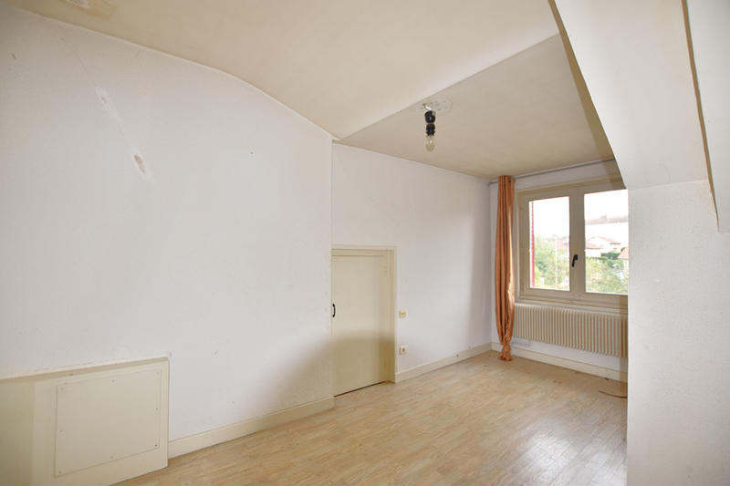 Maison - 179 m² - 10 pièces