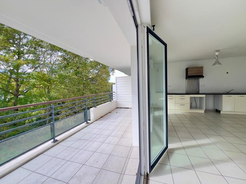 Appartement - 104 m² - 5 pièces