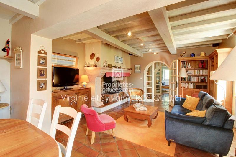 Maison - 200 m² - 10 pièces