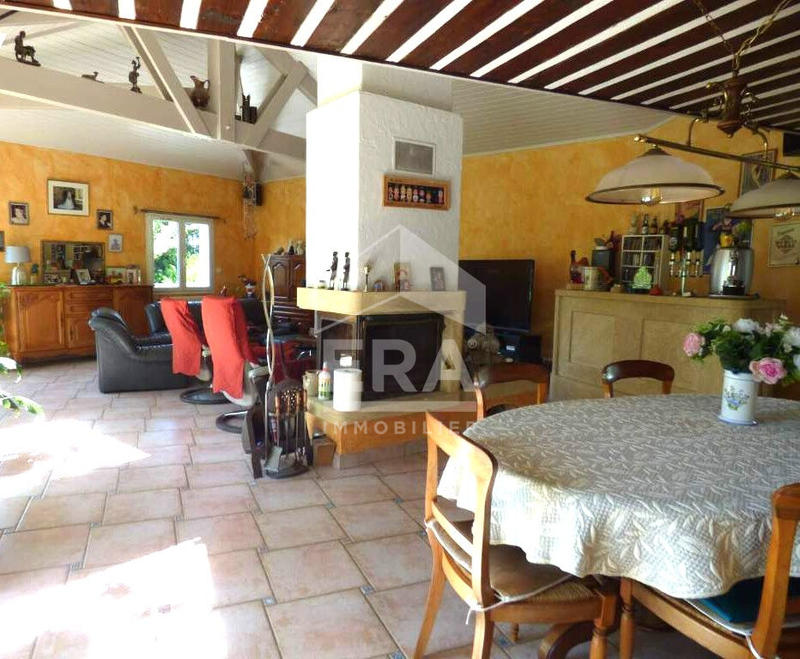 Maison - 168 m² - 6 pièces