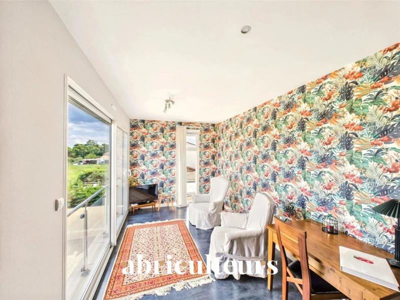 Maison ancienne - 242 m² - 8 pièces