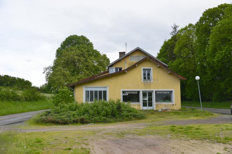 Local commercial - 350 m² - 12 pièces