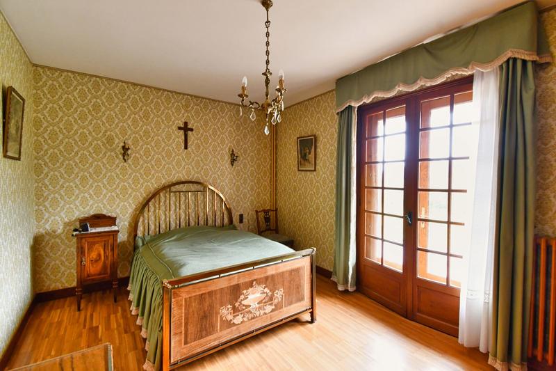 Maison - 185 m² - 6 pièces