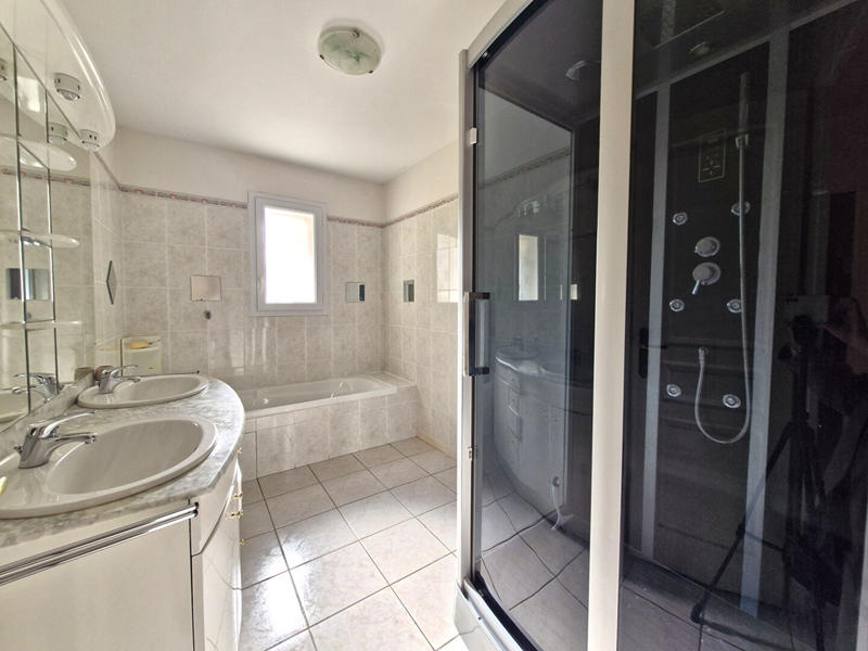 Maison - 118 m² - 4 pièces