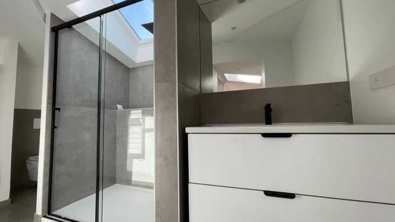 Appartement - 100 m² - 4 pièces