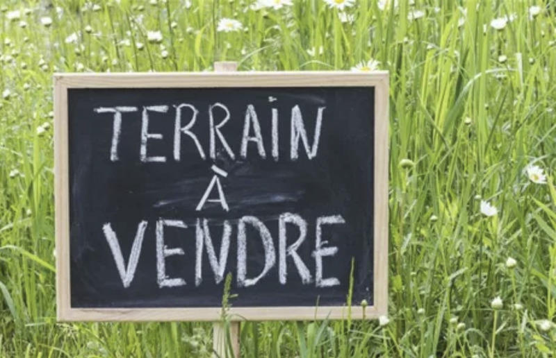 Terrain constructible - 646 m²