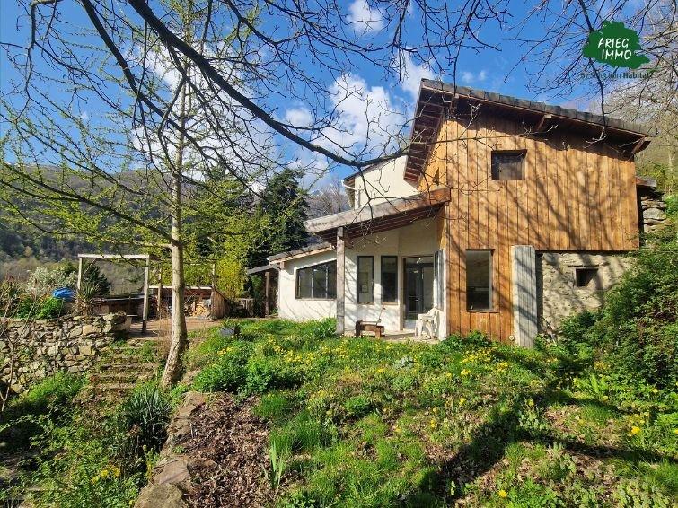 Maison - 148 m² - 5 pièces