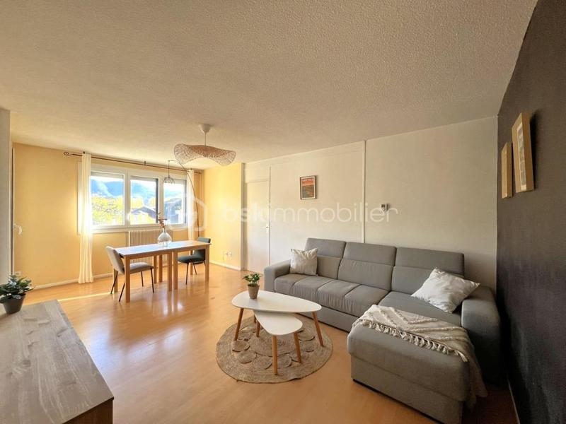 Appartement - 81 m² - 4 pièces