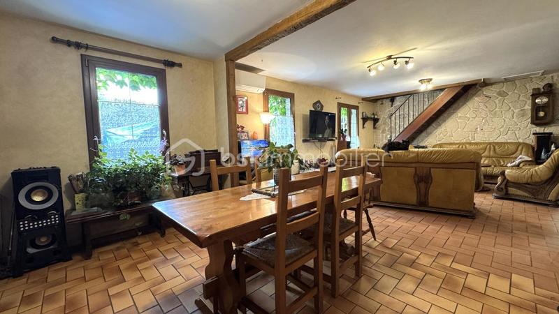 Maison - 120 m² - 5 pièces