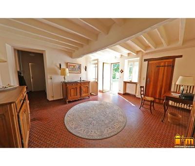 Propriété - 167 m² - 6 pièces