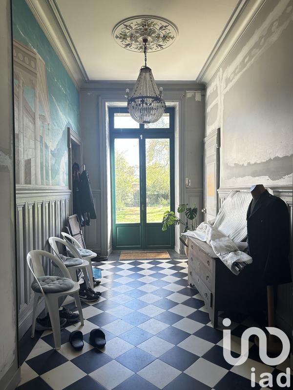 Maison - 300 m² - 10 pièces