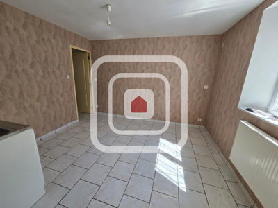 Maison - 175 m² - 9 pièces