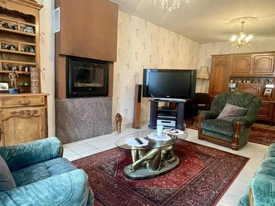 Maison - 195 m² - 7 pièces