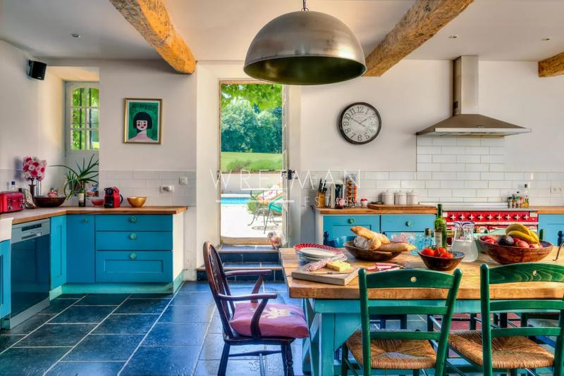 Château - 542 m² - 20 pièces