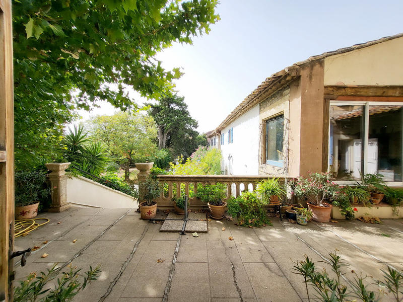 Maison - 436 m² - 15 pièces