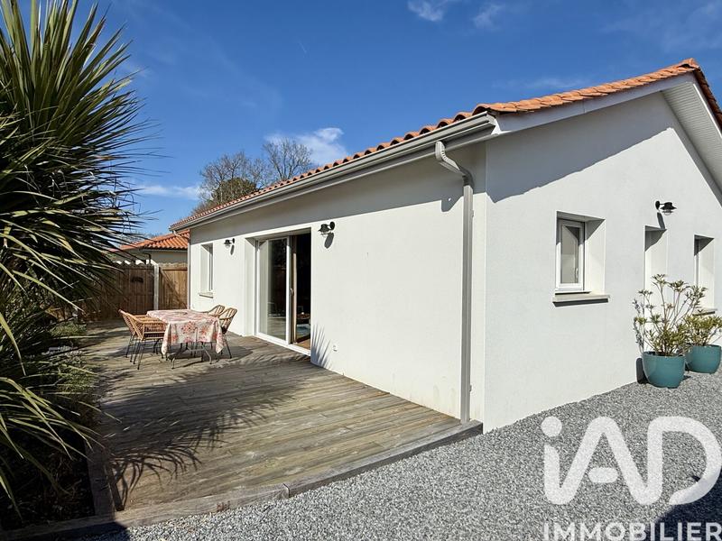 Maison - 80 m² - 4 pièces