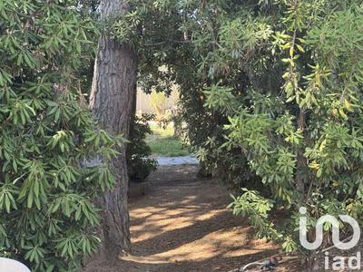 Maison - 221 m² - 8 pièces