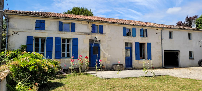 Maison - 190 m² - 8 pièces