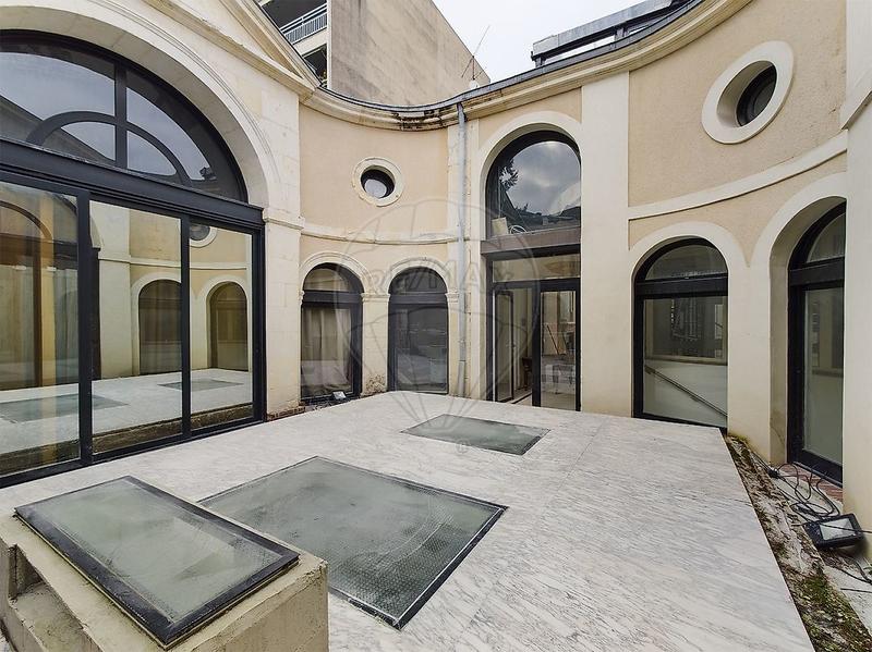 Hôtel particulier - 501 m² - 15 pièces