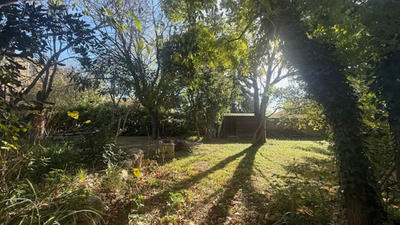 Maison - 520 m² - 6 pièces