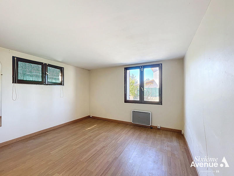 Maison - 100 m² - 6 pièces