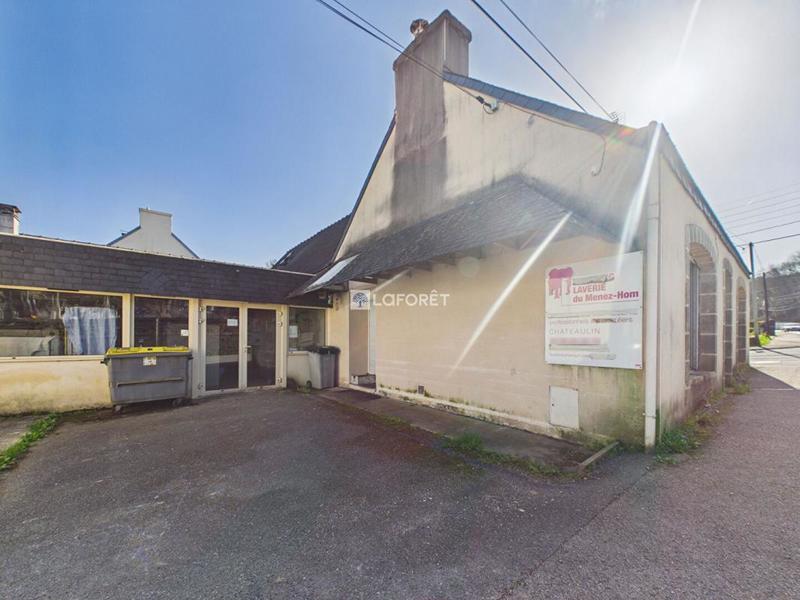 Propriété - 169 m² - 6 pièces