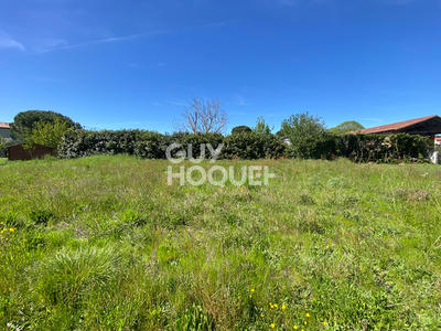 Terrain - 711 m²