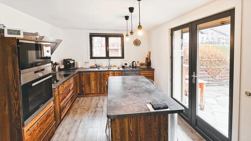 Maison - 143 m² - 7 pièces