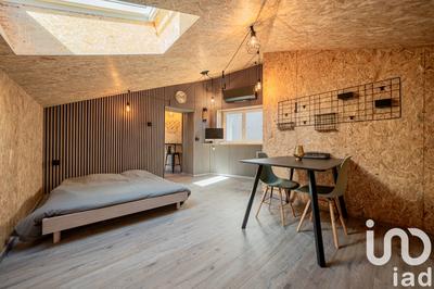 Studio - 25 m² - 1 pièce