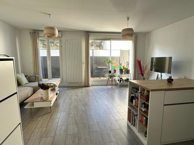 Appartement - 60 m² - 3 pièces